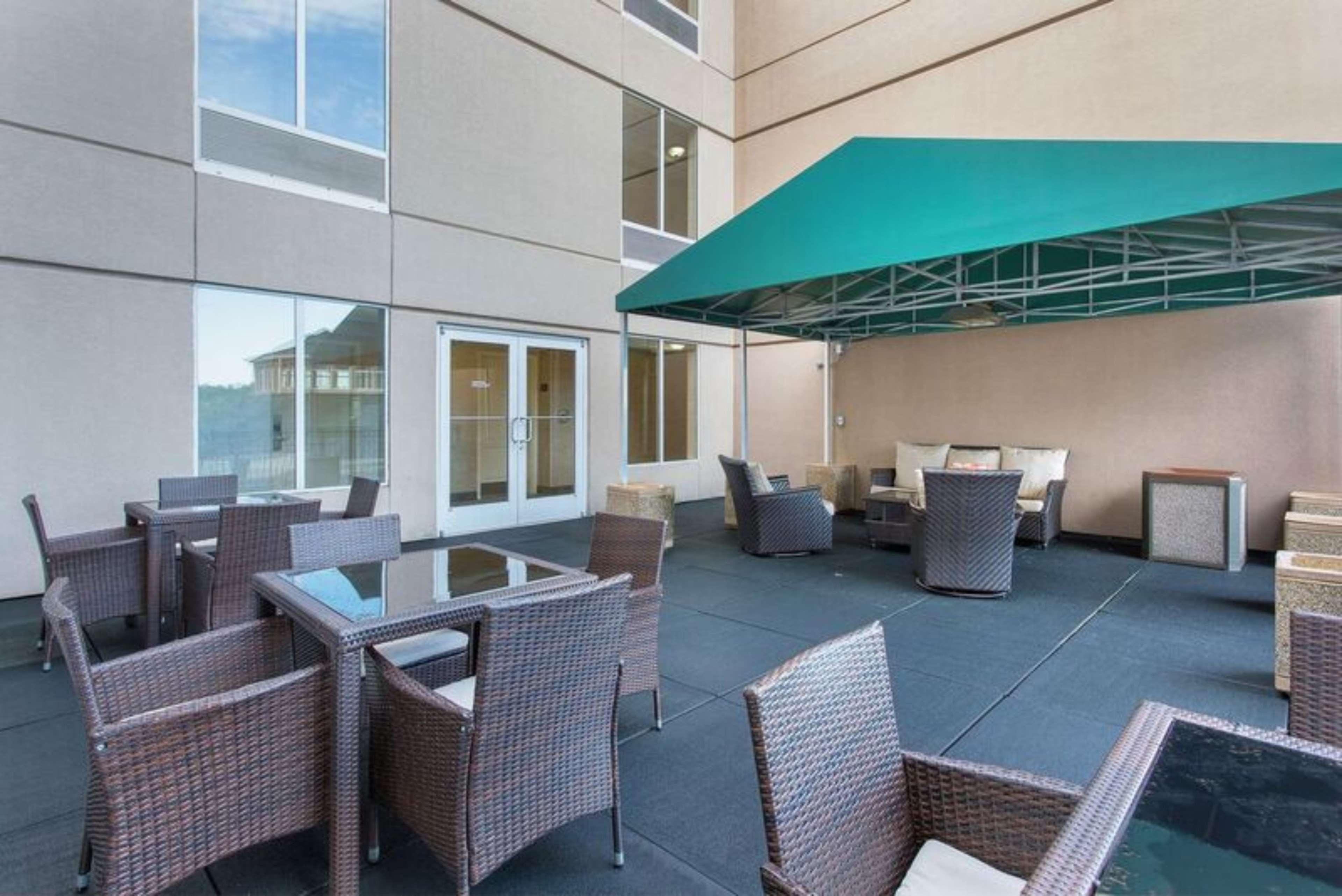 Hilton Garden Inn Knoxville West/Cedar Bluff Kültér fotó
