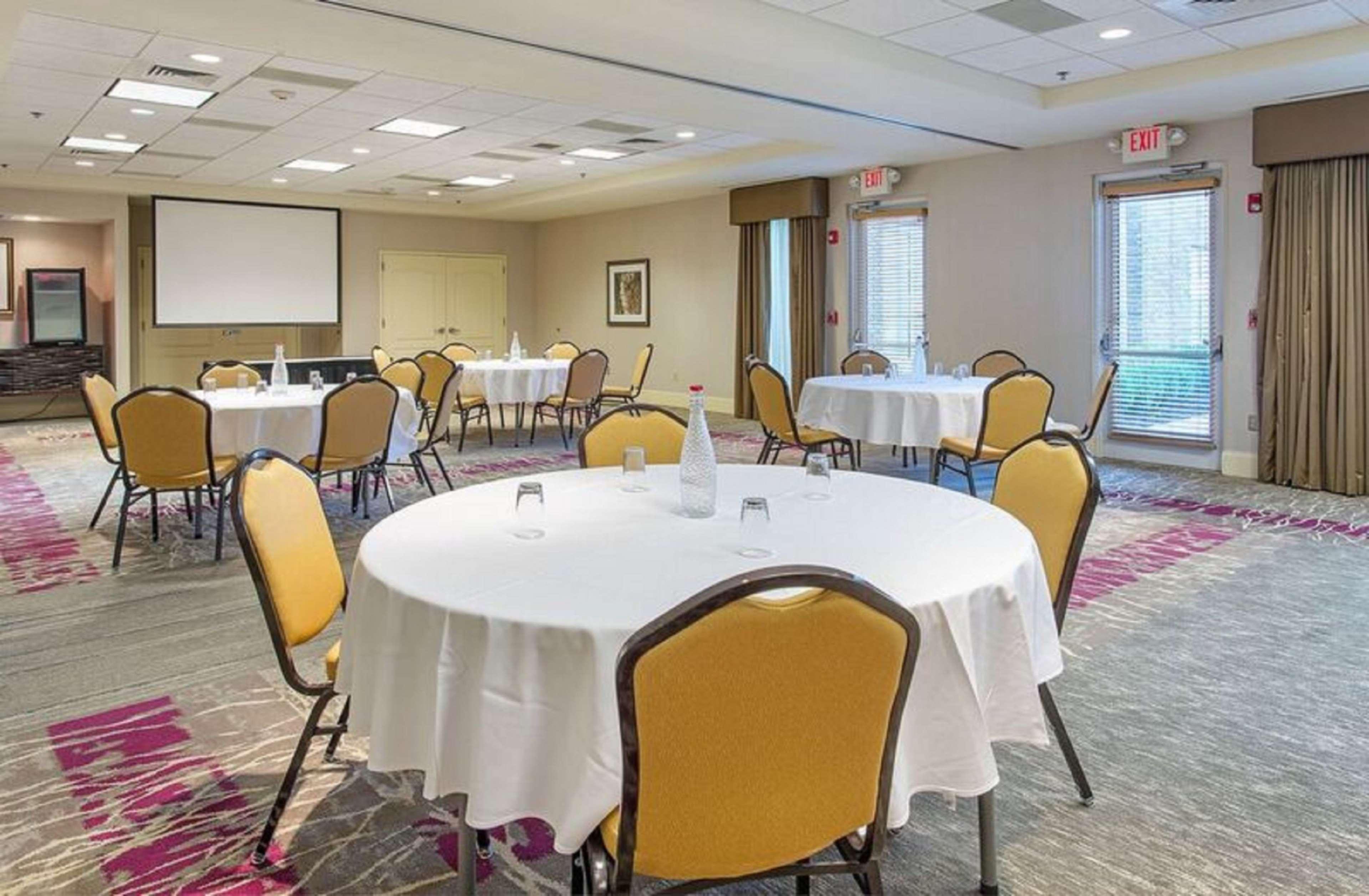 Hilton Garden Inn Knoxville West/Cedar Bluff Kültér fotó